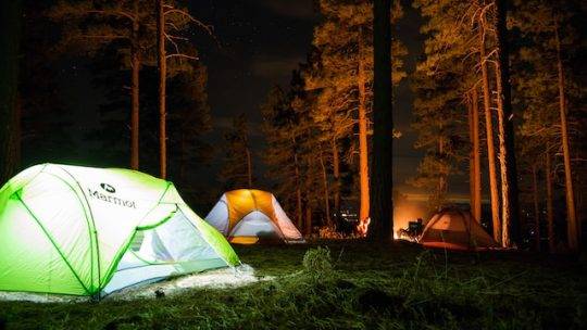 Les Meilleurs Spots de Camping en Drôme Provençale pour une Évasion Nature